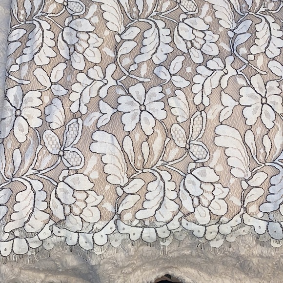 Lulus lace dress NWT - Picture 3 of 6